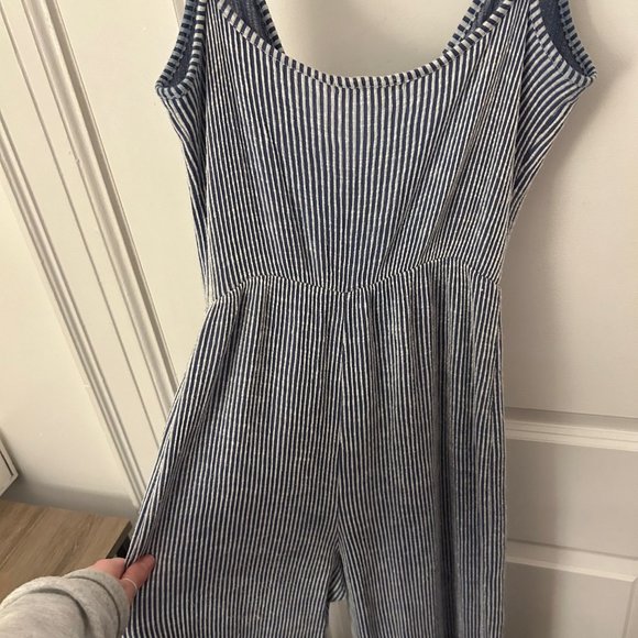 Caution to the Wind Women's Nautical Striped Jumpsuit size Large - Picture 7 of 13